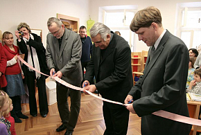 Slavnostní otevření druhého oddělení mateřské školy na Základní škole a mateřské škole Jana Pavla II. v Hradci Králové